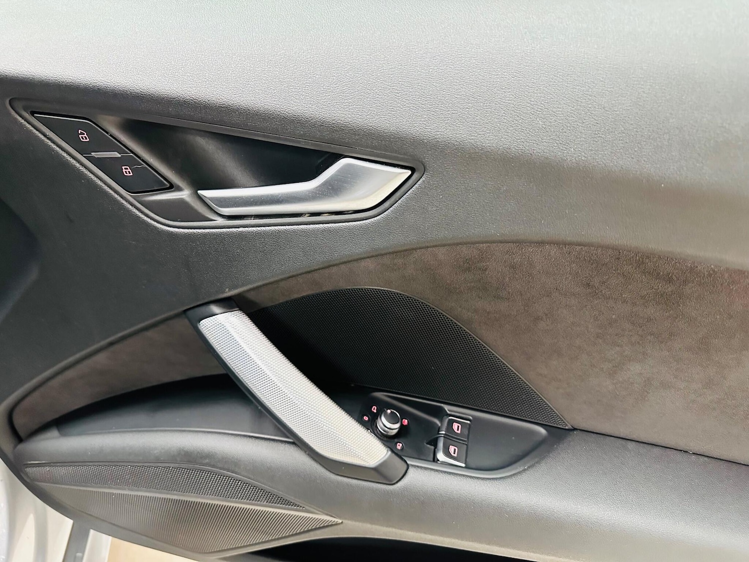 Used Audi TT 2018 for sale - 77175149: Photo 24