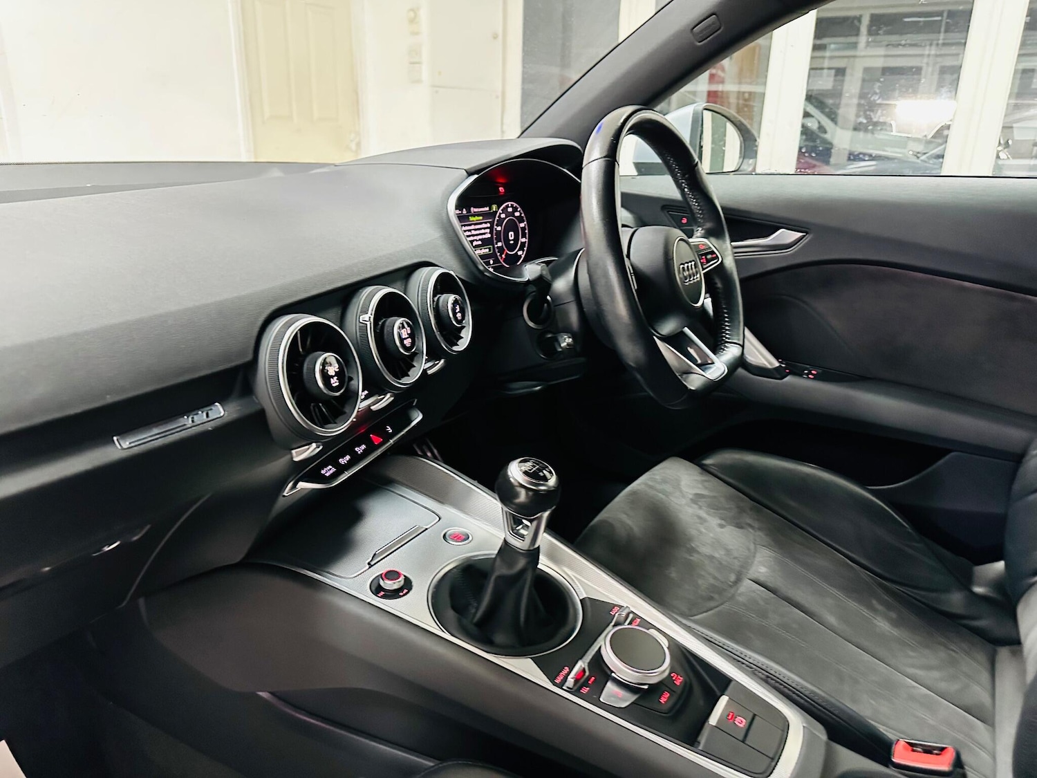 Used Audi TT 2018 for sale - 77175149: Photo 38