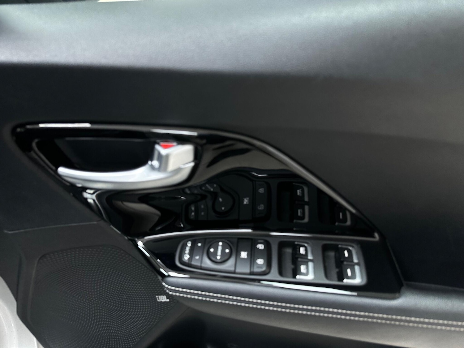 Used Kia Niro 2020 for sale - 77671608: Photo 24