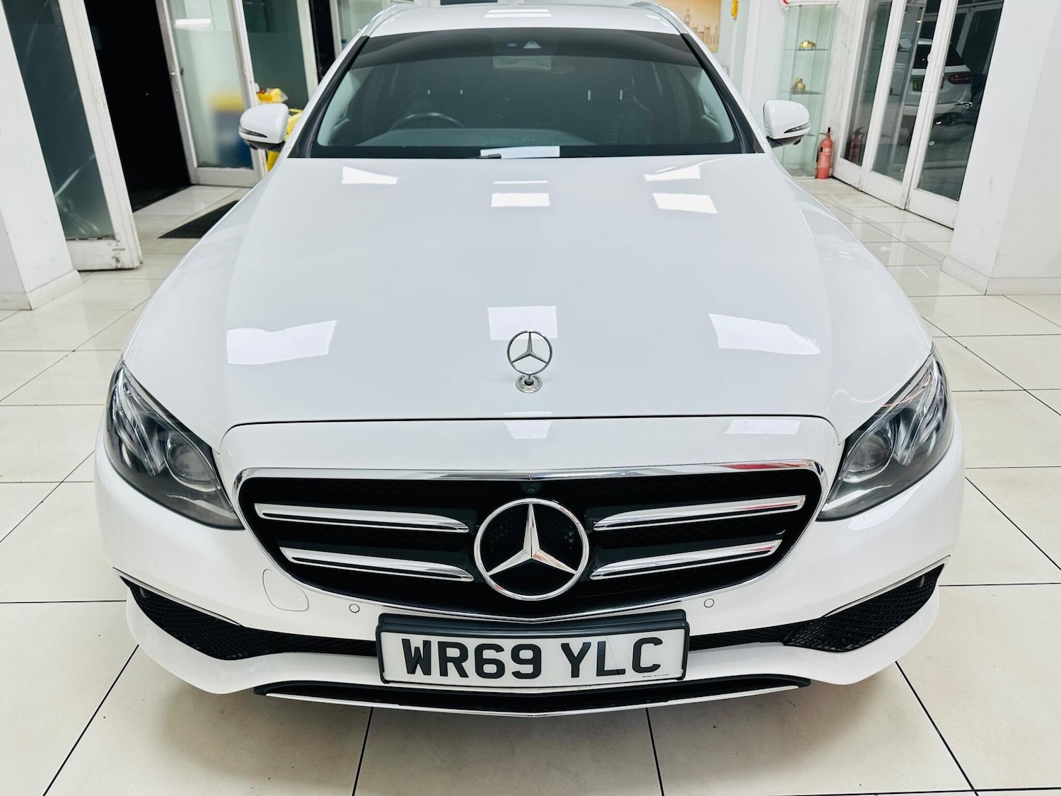 Used Mercedes-Benz E Class 2019 for sale - 76850222: Photo 2