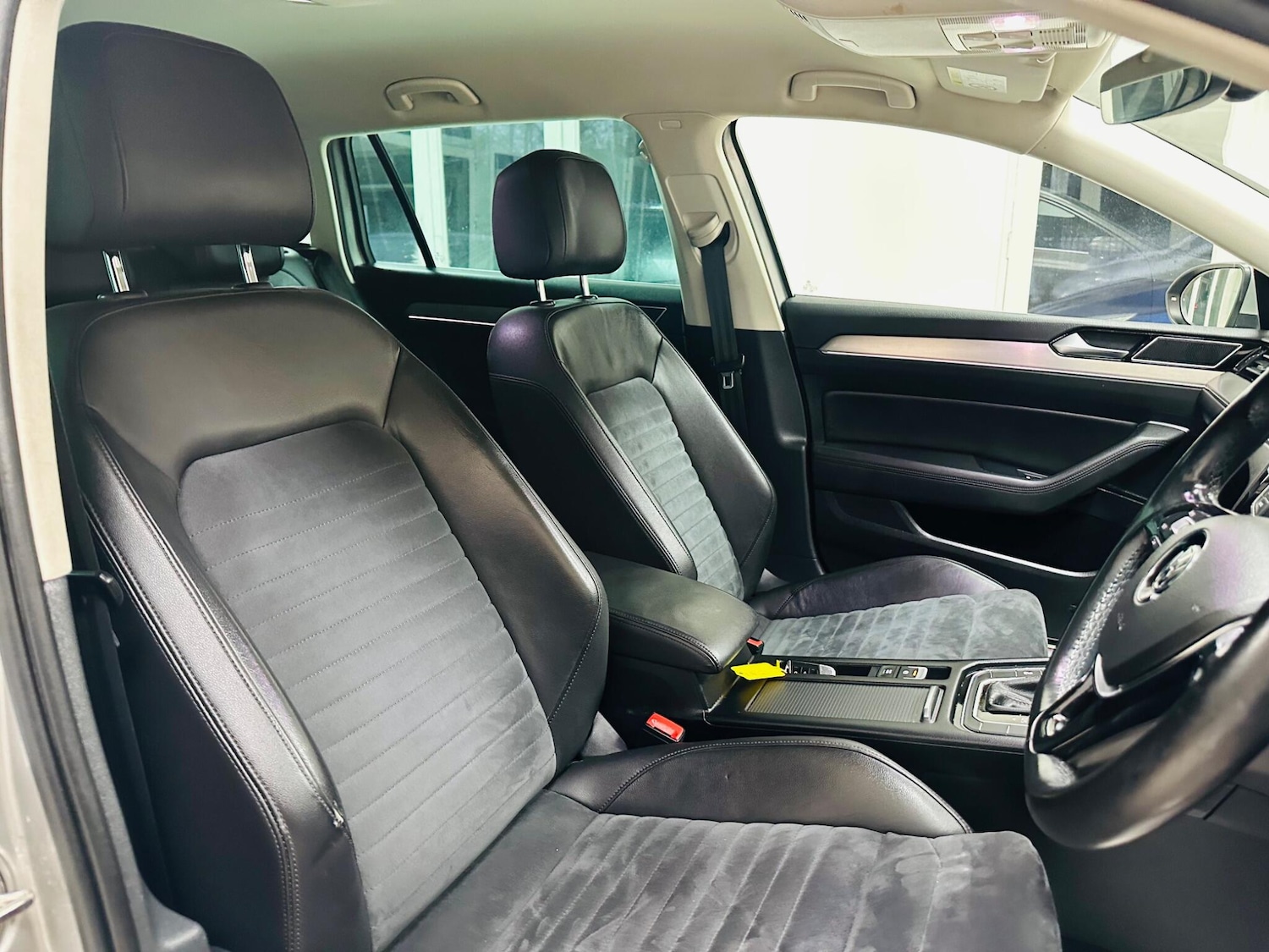 Used Volkswagen Passat 2016 for sale - 76666827: Photo 25