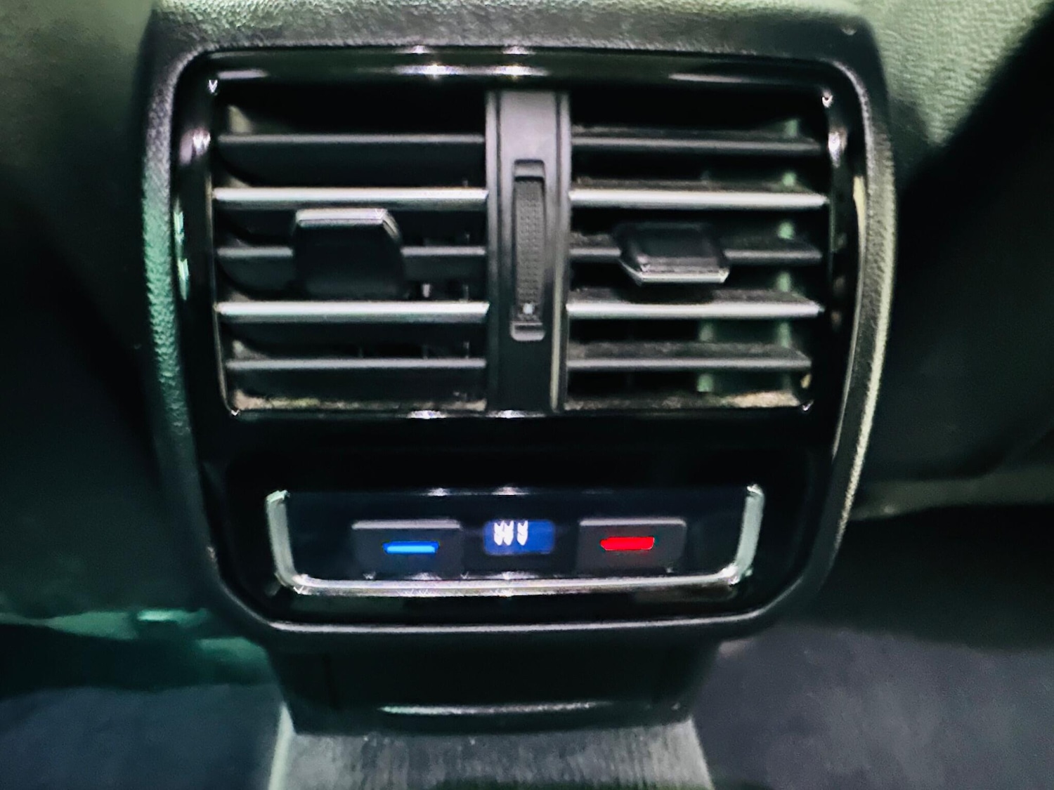 Used Volkswagen Passat 2016 for sale - 76666827: Photo 33