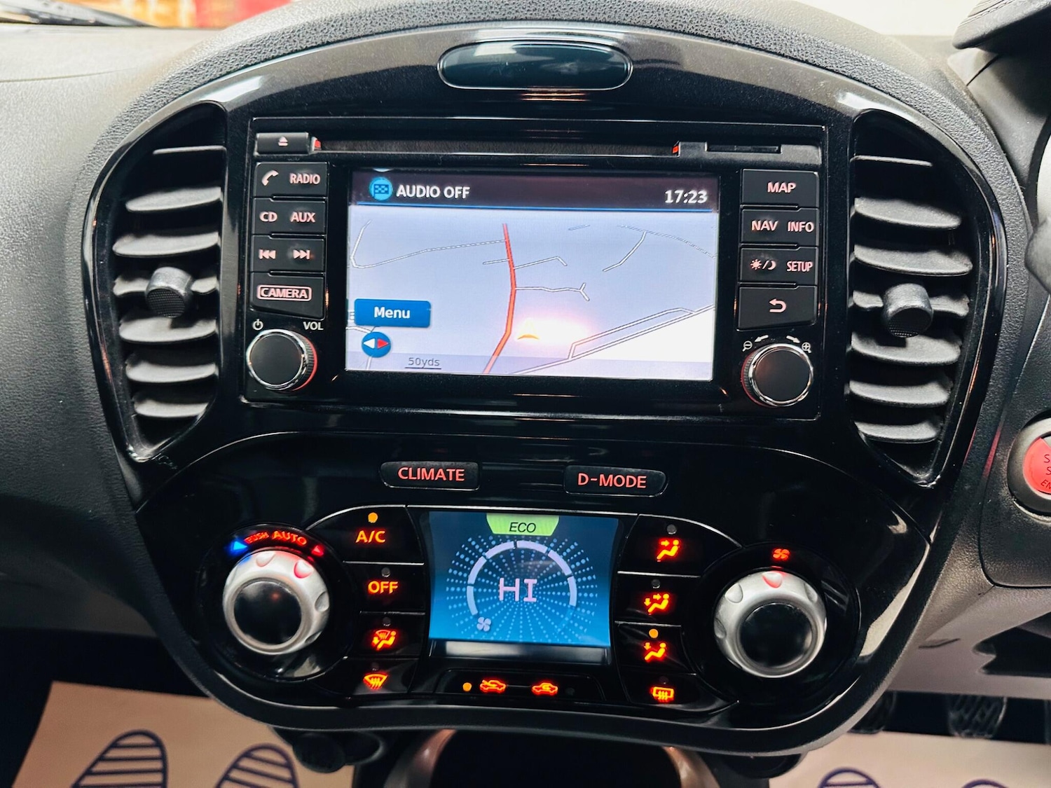 Used Nissan Juke 2014 for sale - 76527951: Photo 17