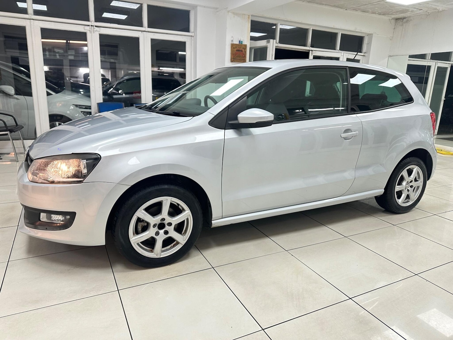 Used Volkswagen Polo 2010 for sale - 76989443: Photo 17
