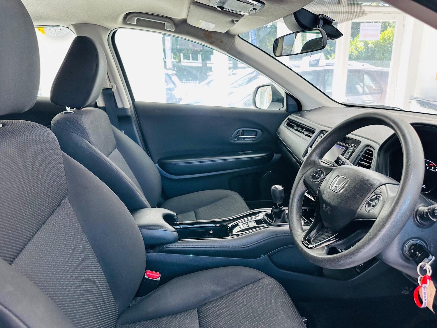 Used Honda HR-V 2016 for sale - 76137029: Photo 17