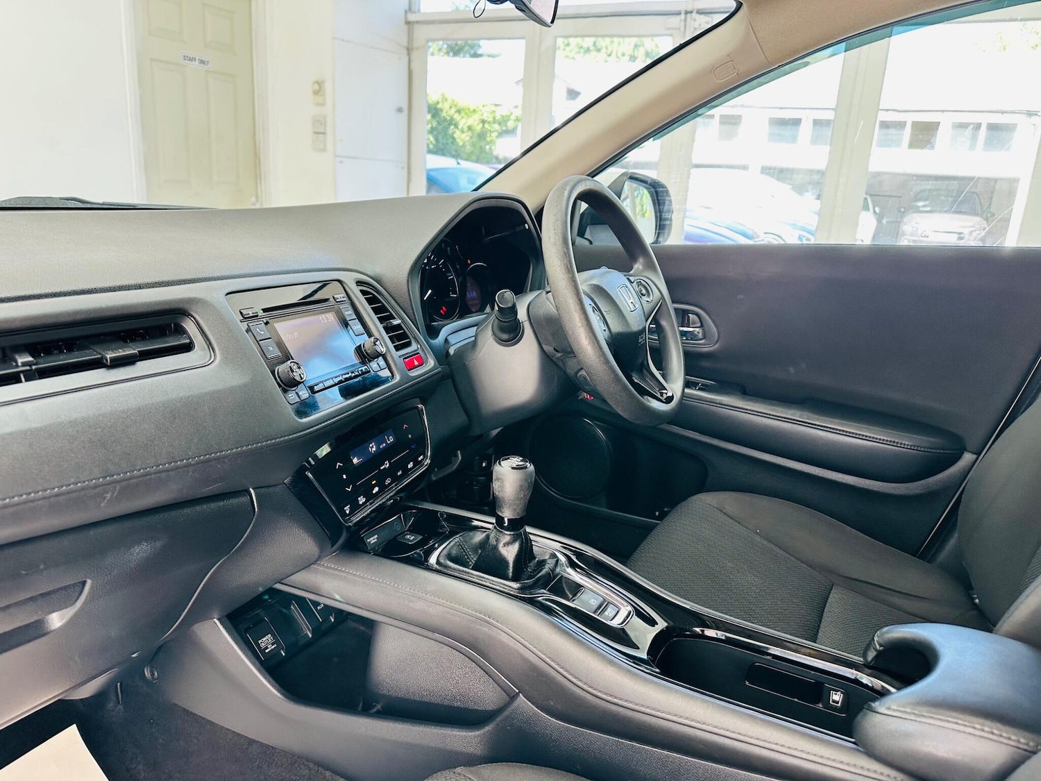 Used Honda HR-V 2016 for sale - 76137029: Photo 25