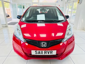 Used Honda Jazz 2011 for sale - 79609169: Photo