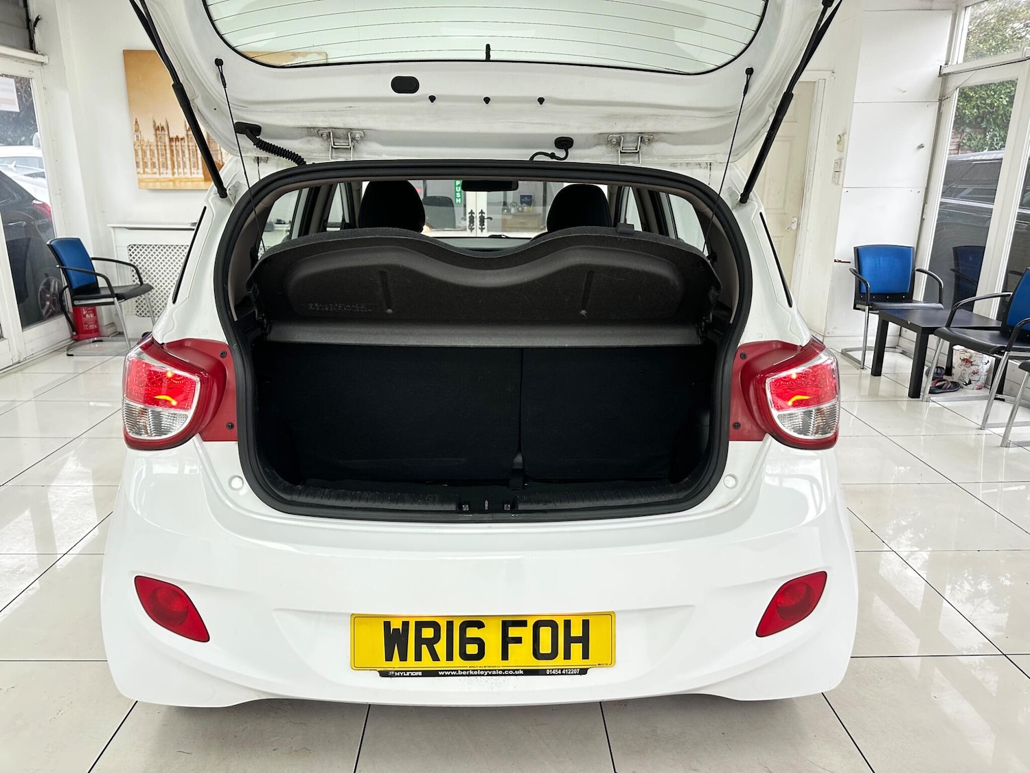 Used Hyundai i10 2016 for sale - 77683714: Photo 12