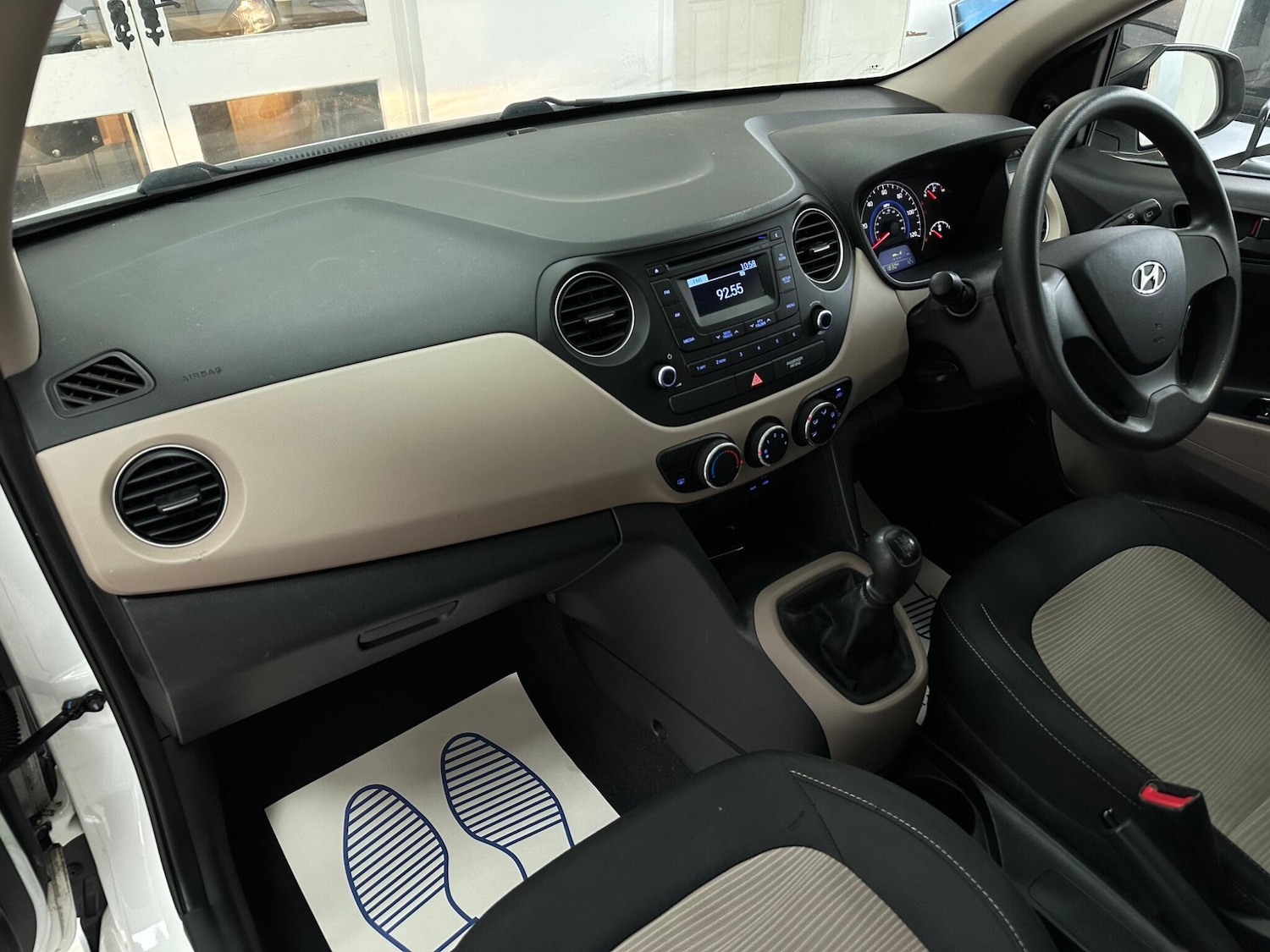 Used Hyundai i10 2016 for sale - 77683714: Photo 15