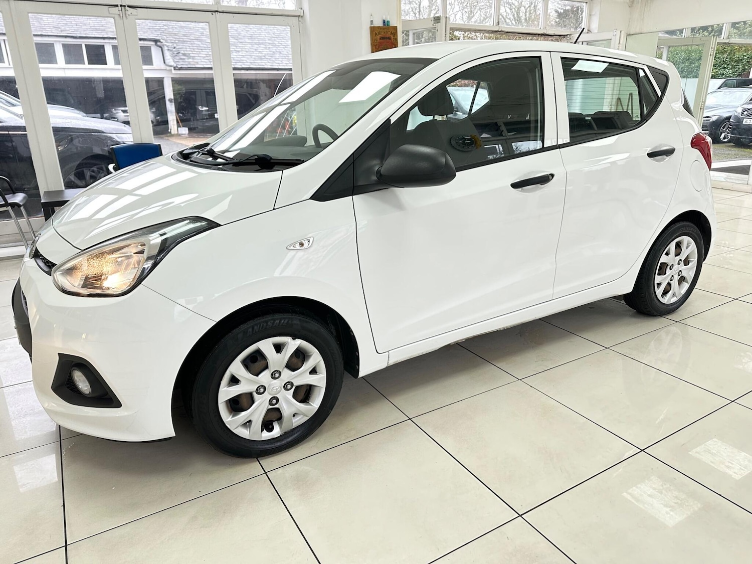 Used Hyundai i10 2016 for sale - 77683714: Photo 40