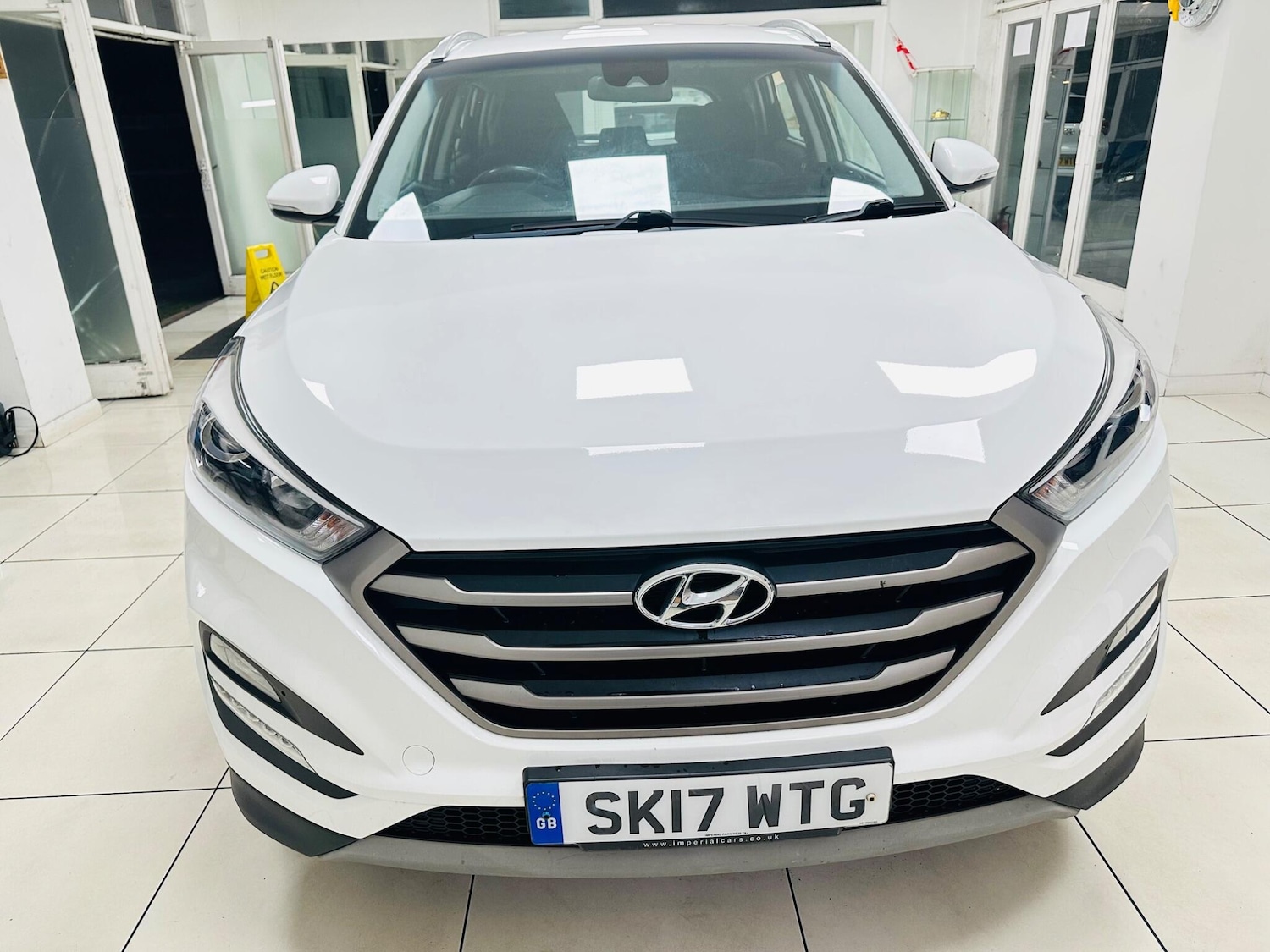 Used Hyundai TUCSON 2017 for sale - 76701006: Photo 2