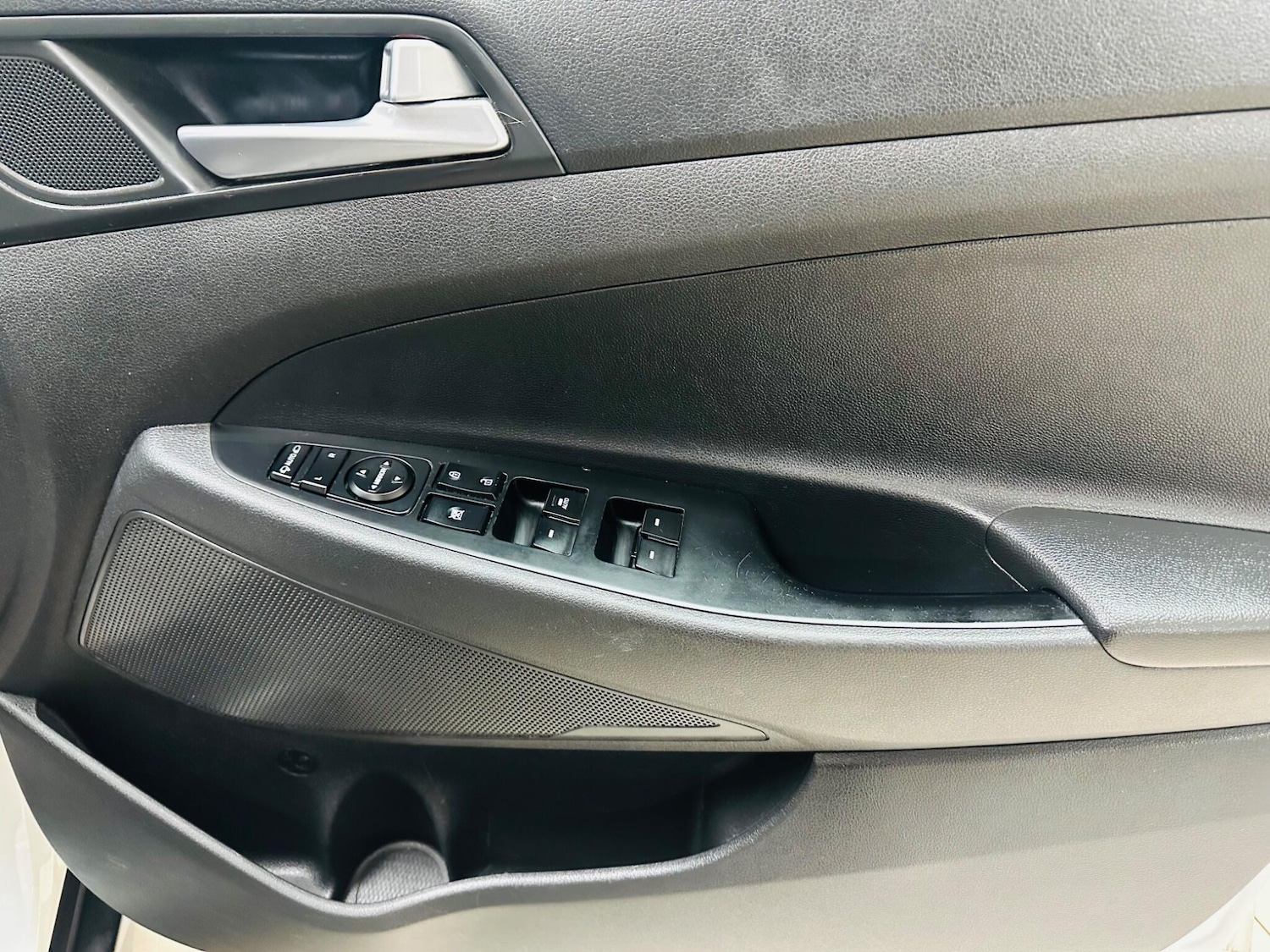 Used Hyundai TUCSON 2017 for sale - 76701006: Photo 26