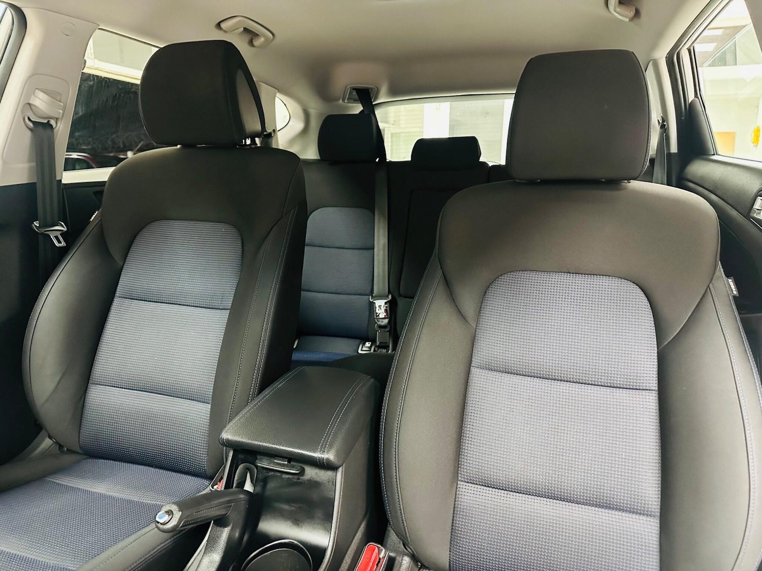 Used Hyundai TUCSON 2017 for sale - 76701006: Photo 8