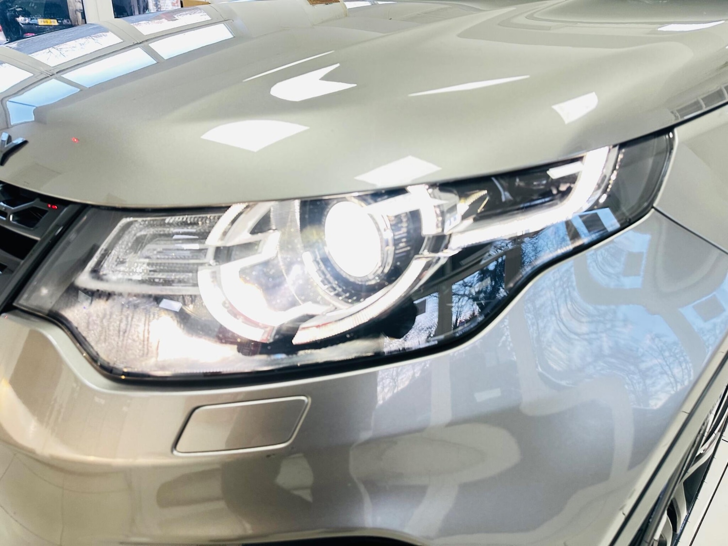 Used Land Rover Discovery Sport 2018 for sale - 77358853: Photo 11