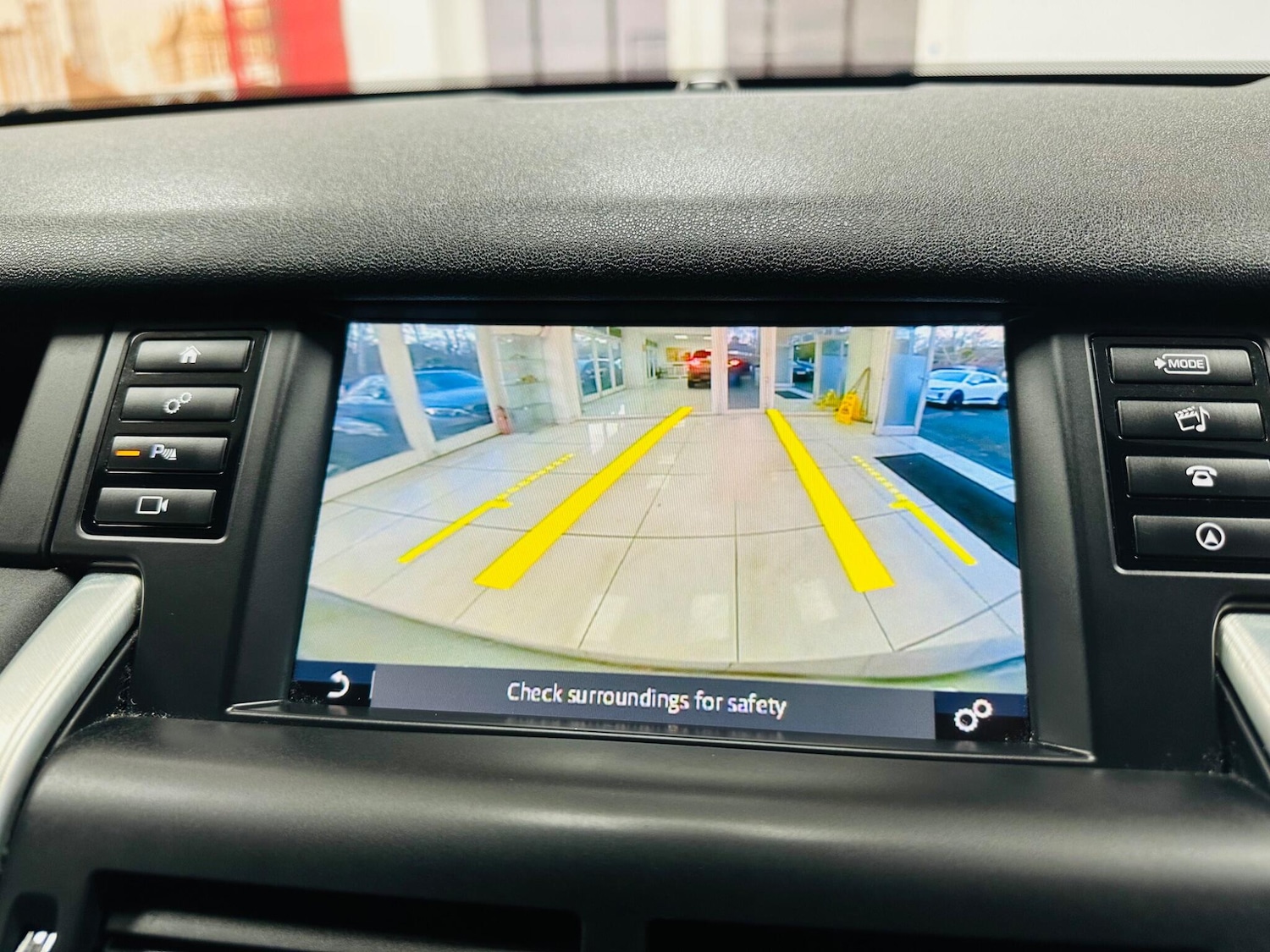 Used Land Rover Discovery Sport 2018 for sale - 77358853: Photo 26