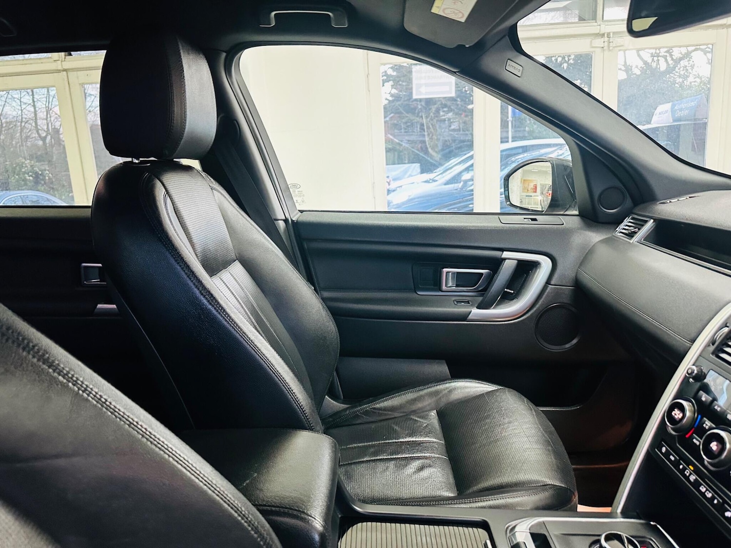 Used Land Rover Discovery Sport 2018 for sale - 77358853: Photo 29