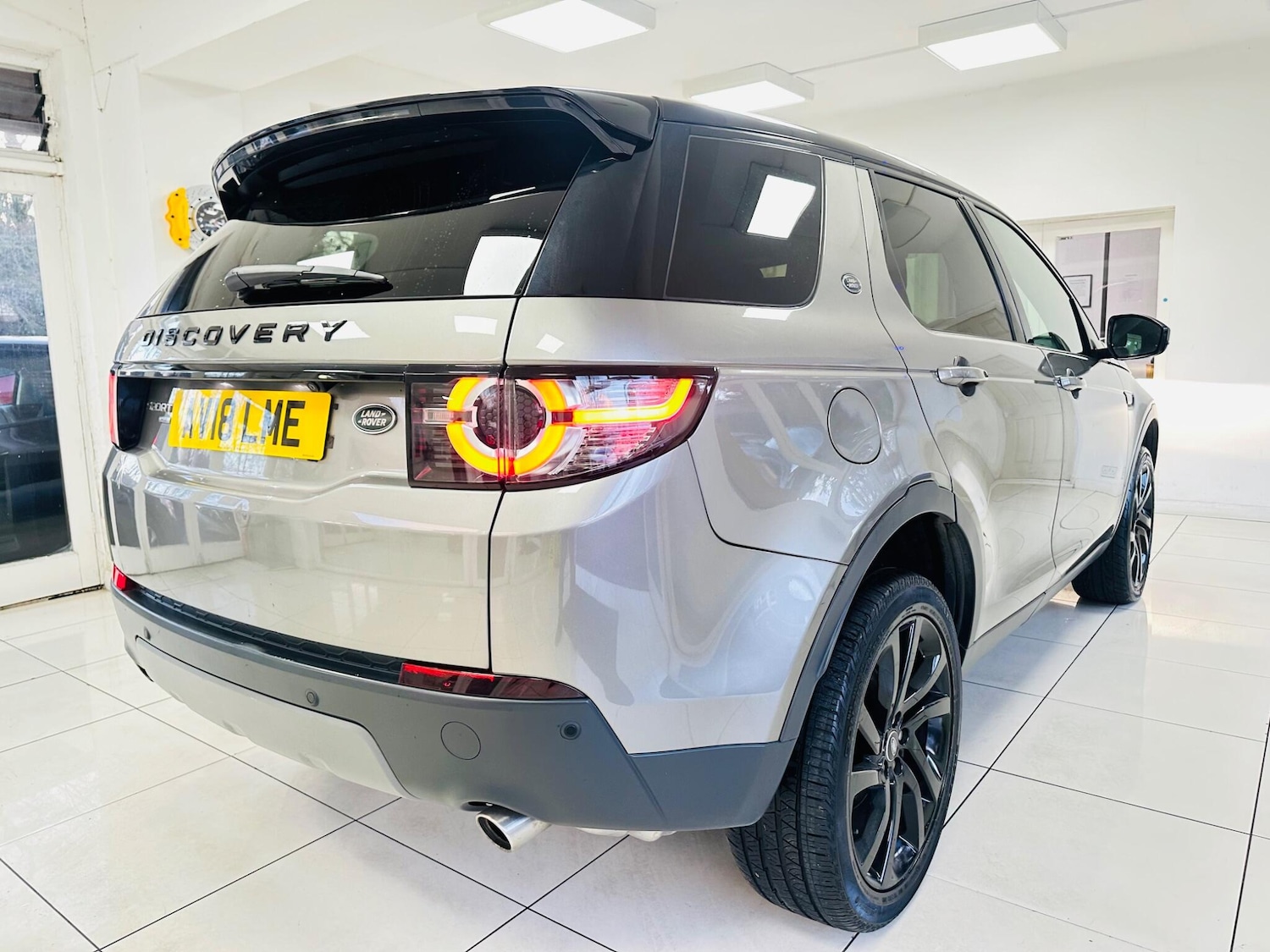 Used Land Rover Discovery Sport 2018 for sale - 77358853: Photo 8