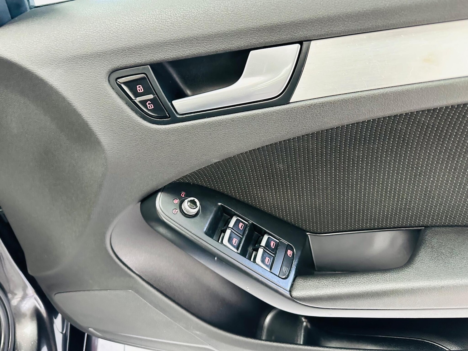 Used Audi A4 2013 for sale - 77175155: Photo 24