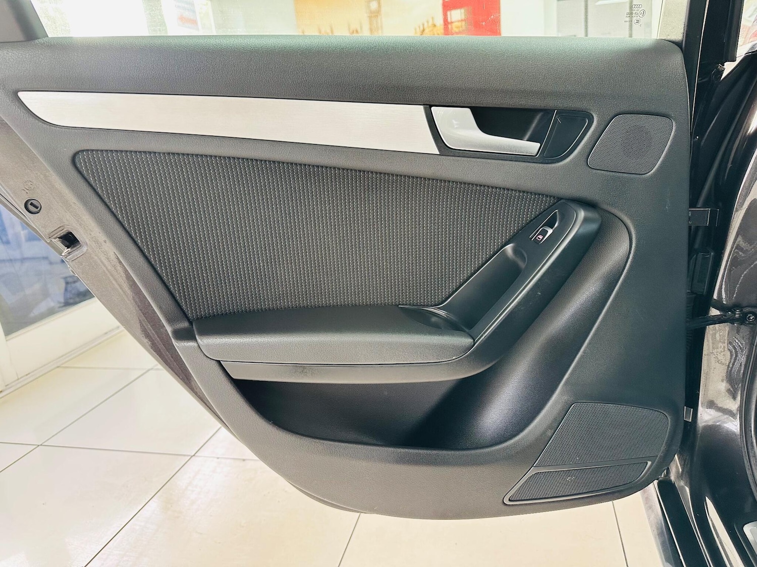 Used Audi A4 2013 for sale - 77175155: Photo 35