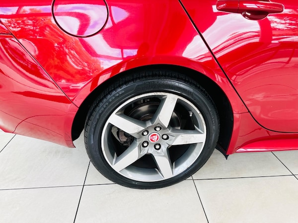 Used Jaguar XE 2018 for sale - 75415226: Photo 12