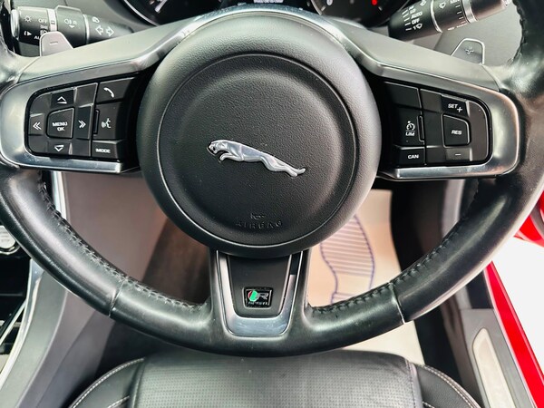 Used Jaguar XE 2018 for sale - 75415226: Photo 17