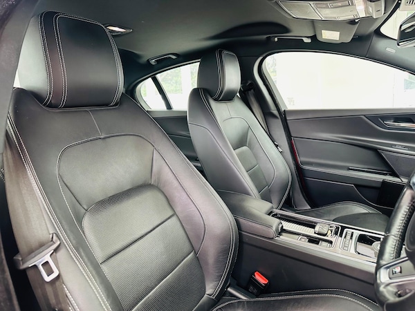 Used Jaguar XE 2018 for sale - 75415226: Photo 21