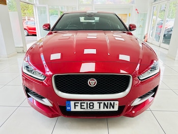 Used Jaguar XE 2018 for sale - 75415226: Photo