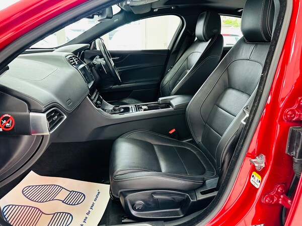 Used Jaguar XE 2018 for sale - 75415226: Photo 30