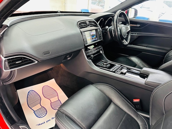 Used Jaguar XE 2018 for sale - 75415226: Photo 34