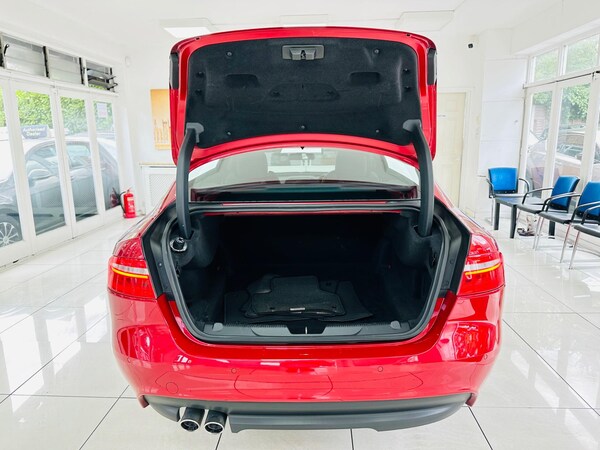 Used Jaguar XE 2018 for sale - 75415226: Photo 7