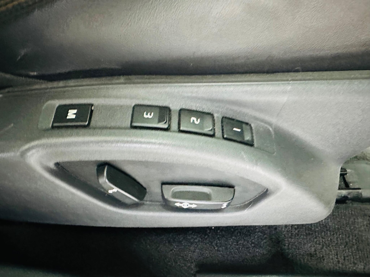 Used Volvo XC60 2012 for sale - 78072426: Photo 25