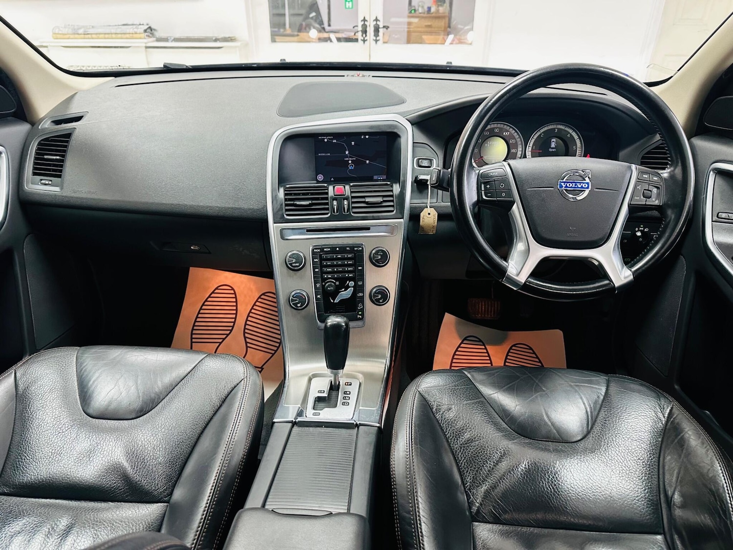 Used Volvo XC60 2012 for sale - 78072426: Photo 3