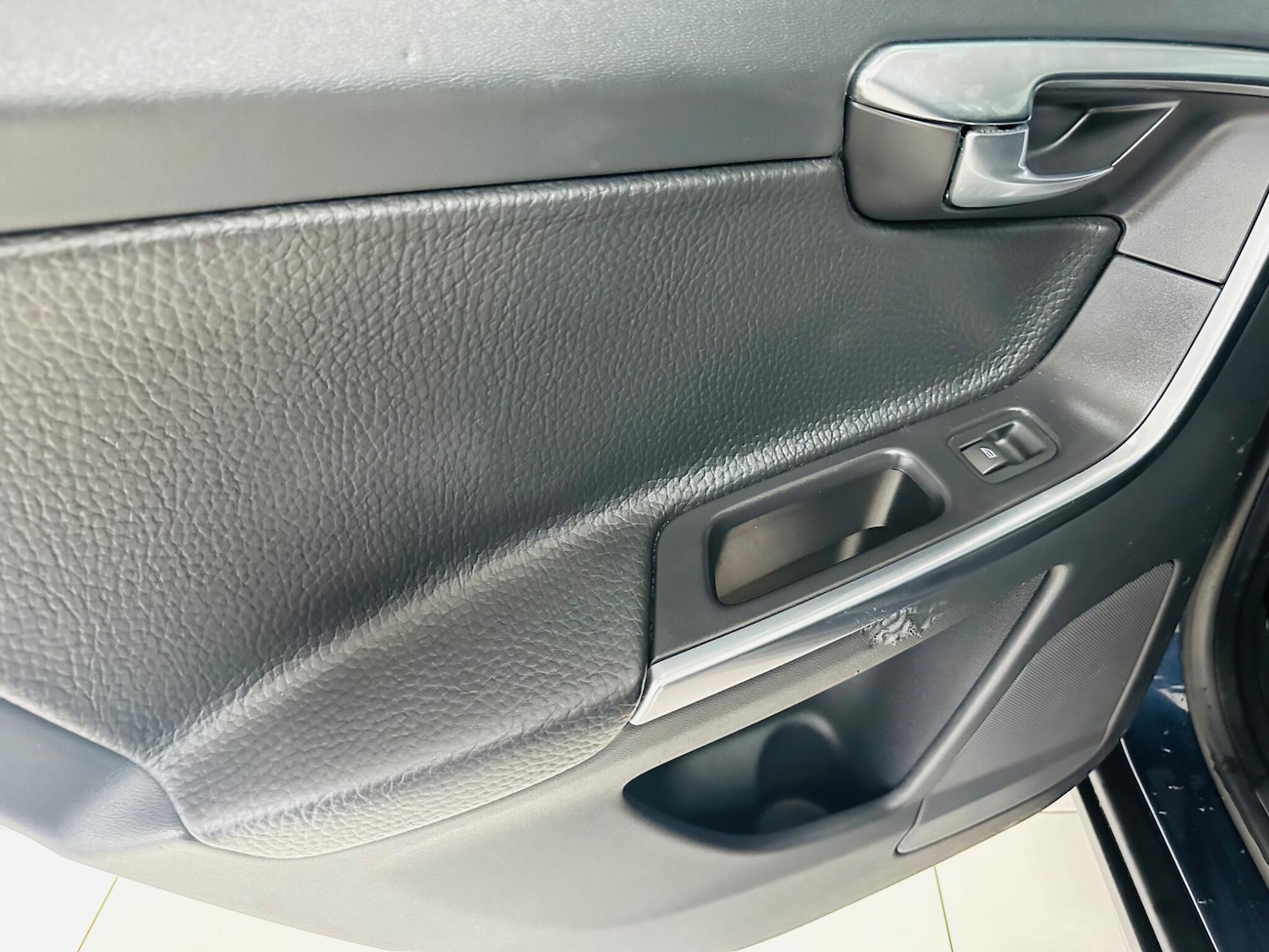 Used Volvo XC60 2012 for sale - 78072426: Photo 36