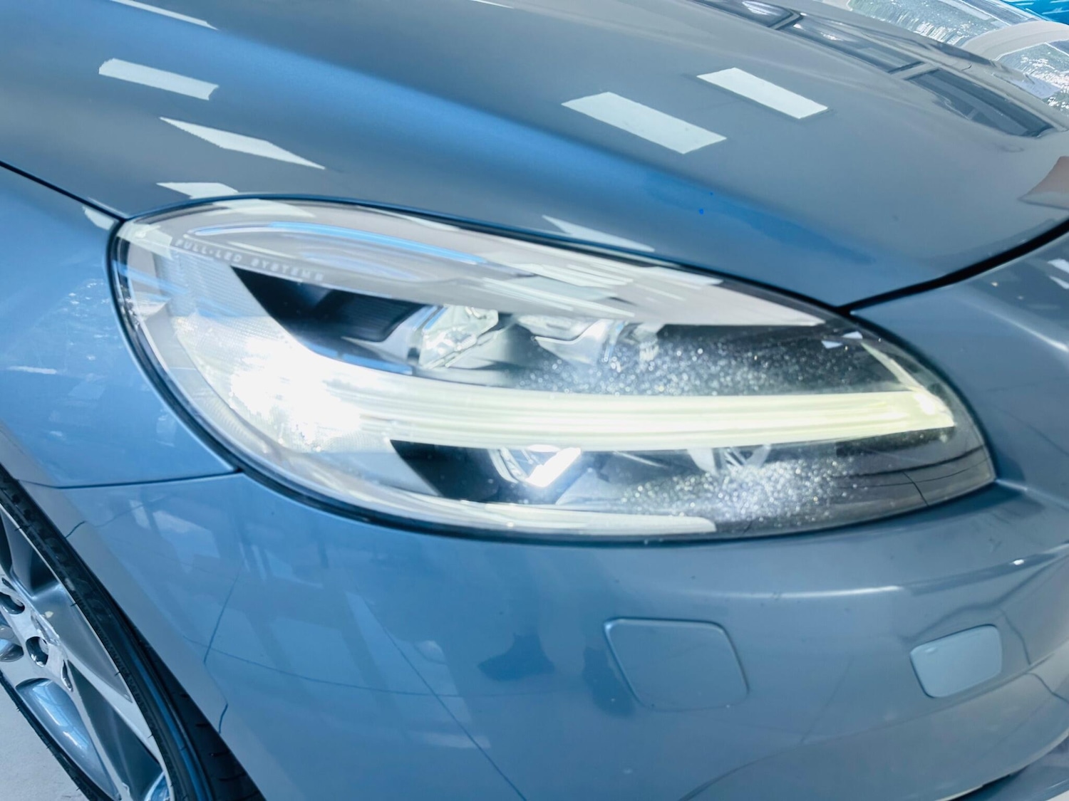 Used Volvo V40 for sale - 77320885: Photo 10