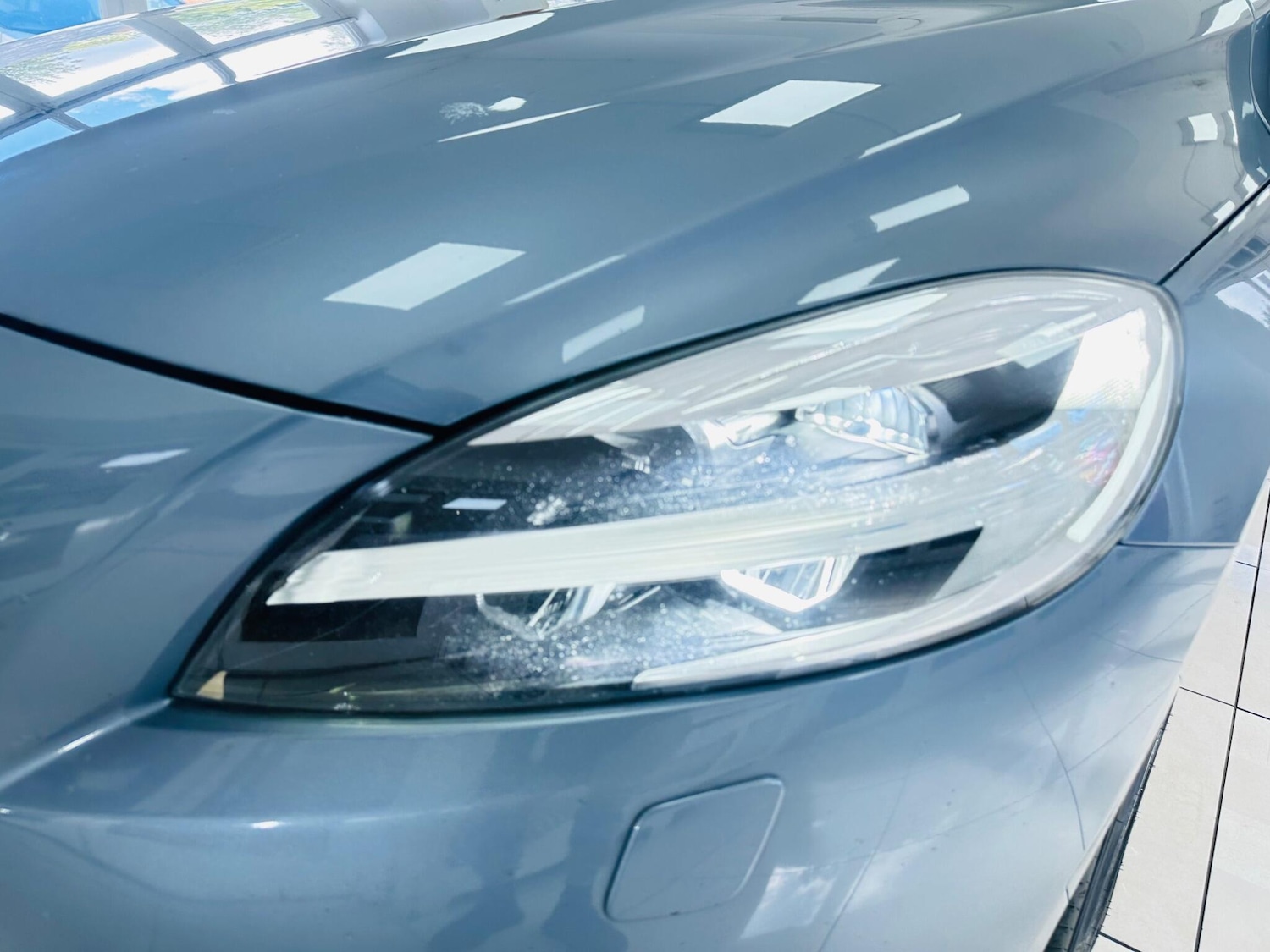 Used Volvo V40 for sale - 77320885: Photo 11