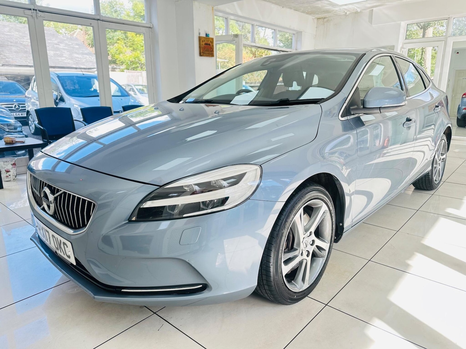 Used Volvo V40 for sale - 77320885: Photo 4