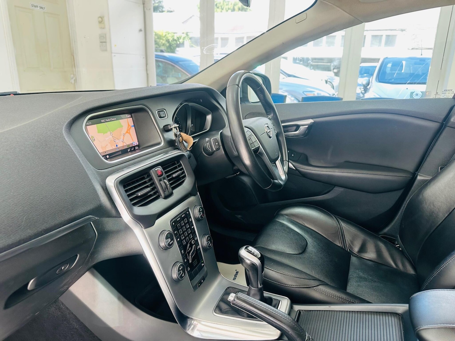 Used Volvo V40 for sale - 77320885: Photo 41