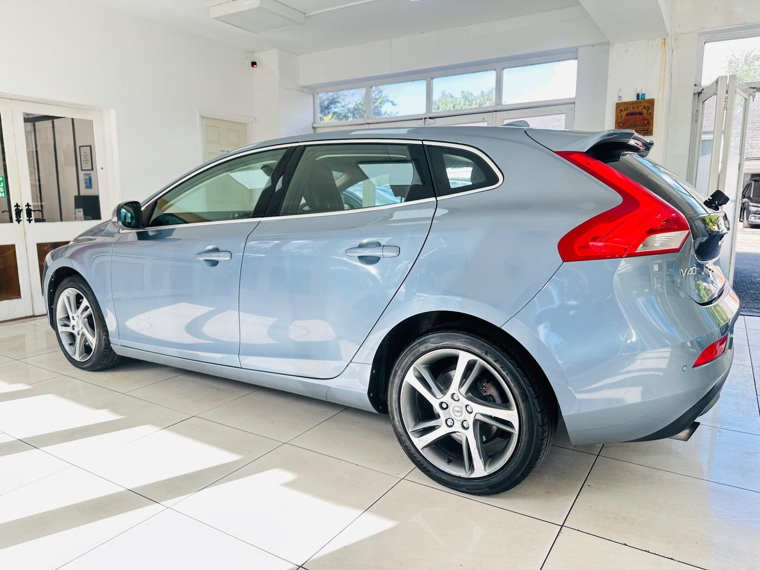 Used Volvo V40 for sale - 77320885: Photo 5