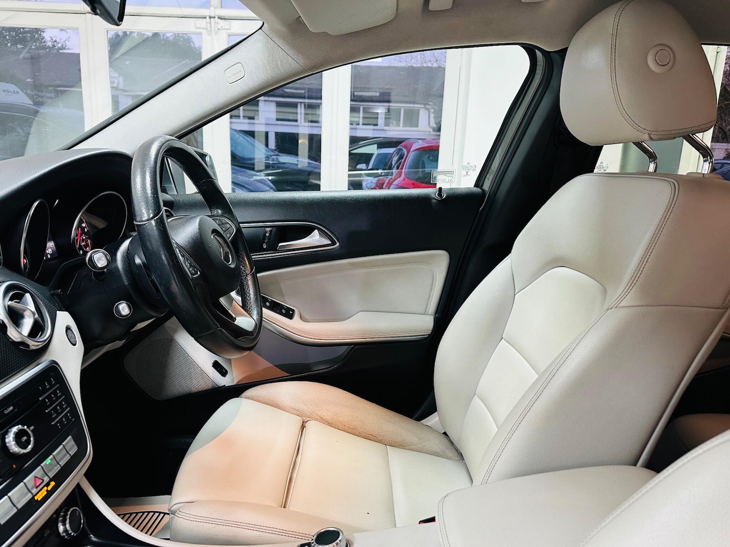 Used Mercedes-Benz GLA 2017 for sale - 77091317: Photo 40