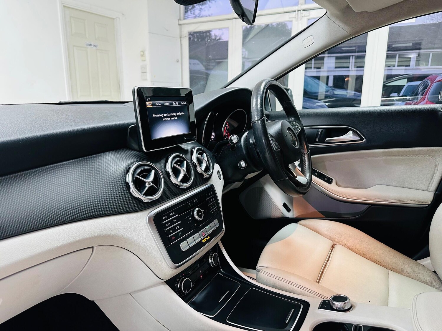 Used Mercedes-Benz GLA 2017 for sale - 77091317: Photo 41