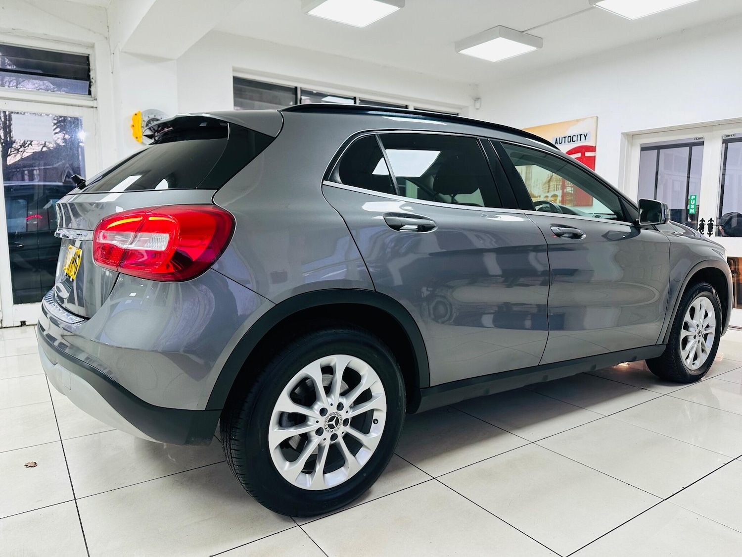 Used Mercedes-Benz GLA 2017 for sale - 77091317: Photo 8