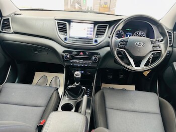 Used Hyundai TUCSON 2017 for sale - 76002474: Photo