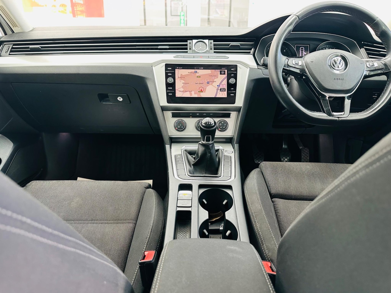 Used Volkswagen Passat 2017 for sale - 76013001: Photo 16