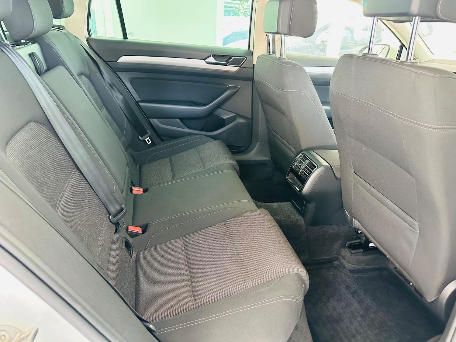 Used Volkswagen Passat 2017 for sale - 76013001: Photo 18