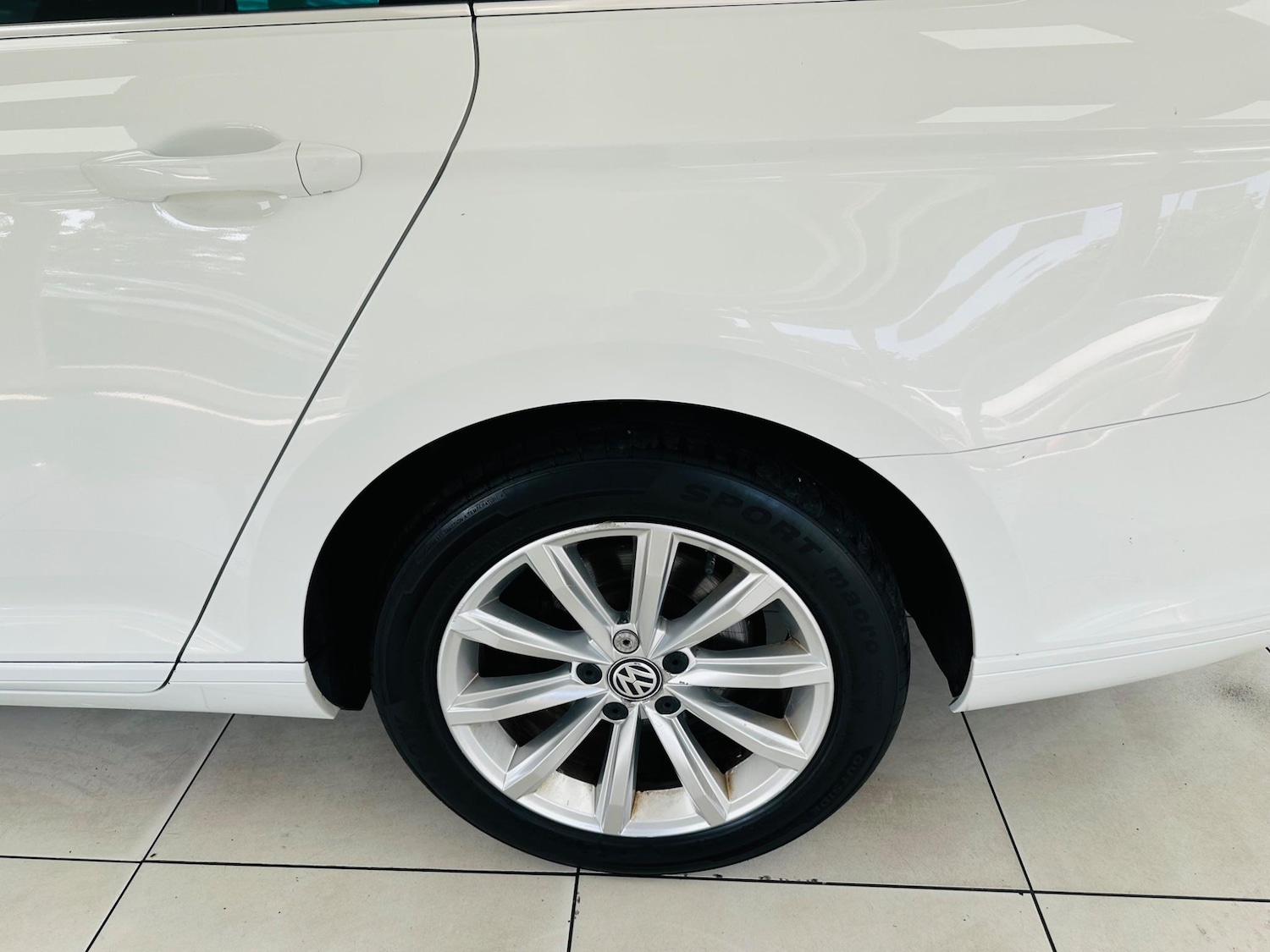 Used Volkswagen Passat 2017 for sale - 76013001: Photo 35