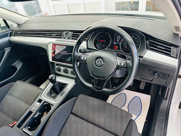 Used Volkswagen Passat 2017 for sale - 76013001: Photo 9