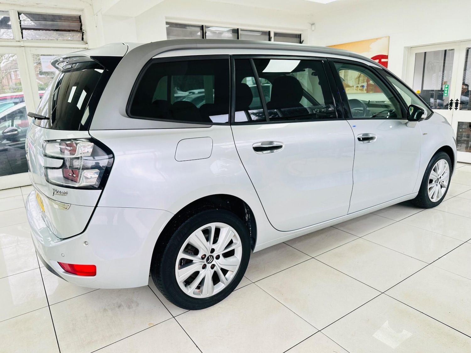 Used Citroen Grand C4 Picasso 2016 for sale - 77586524: Photo 23