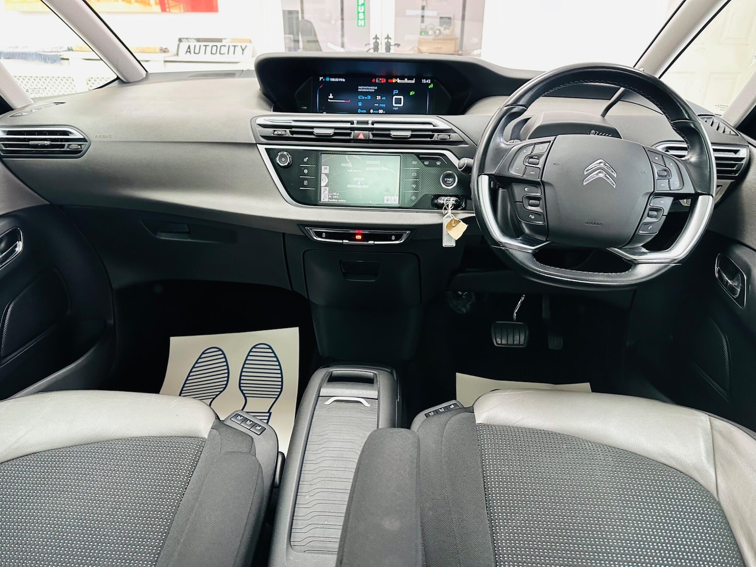 Used Citroen Grand C4 Picasso 2016 for sale - 77586524: Photo 3