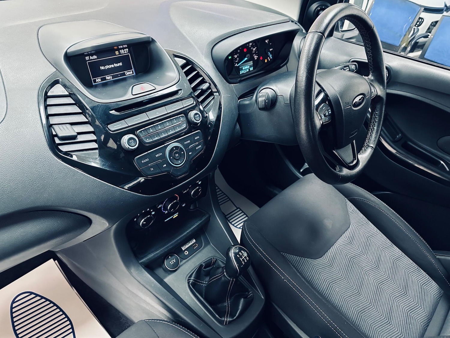 Used Ford Ka+ 2017 for sale - 76573231: Photo 14