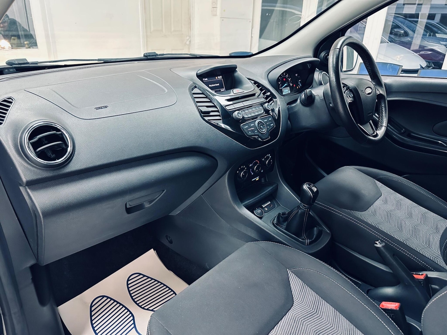 Used Ford Ka+ 2017 for sale - 76573231: Photo 25